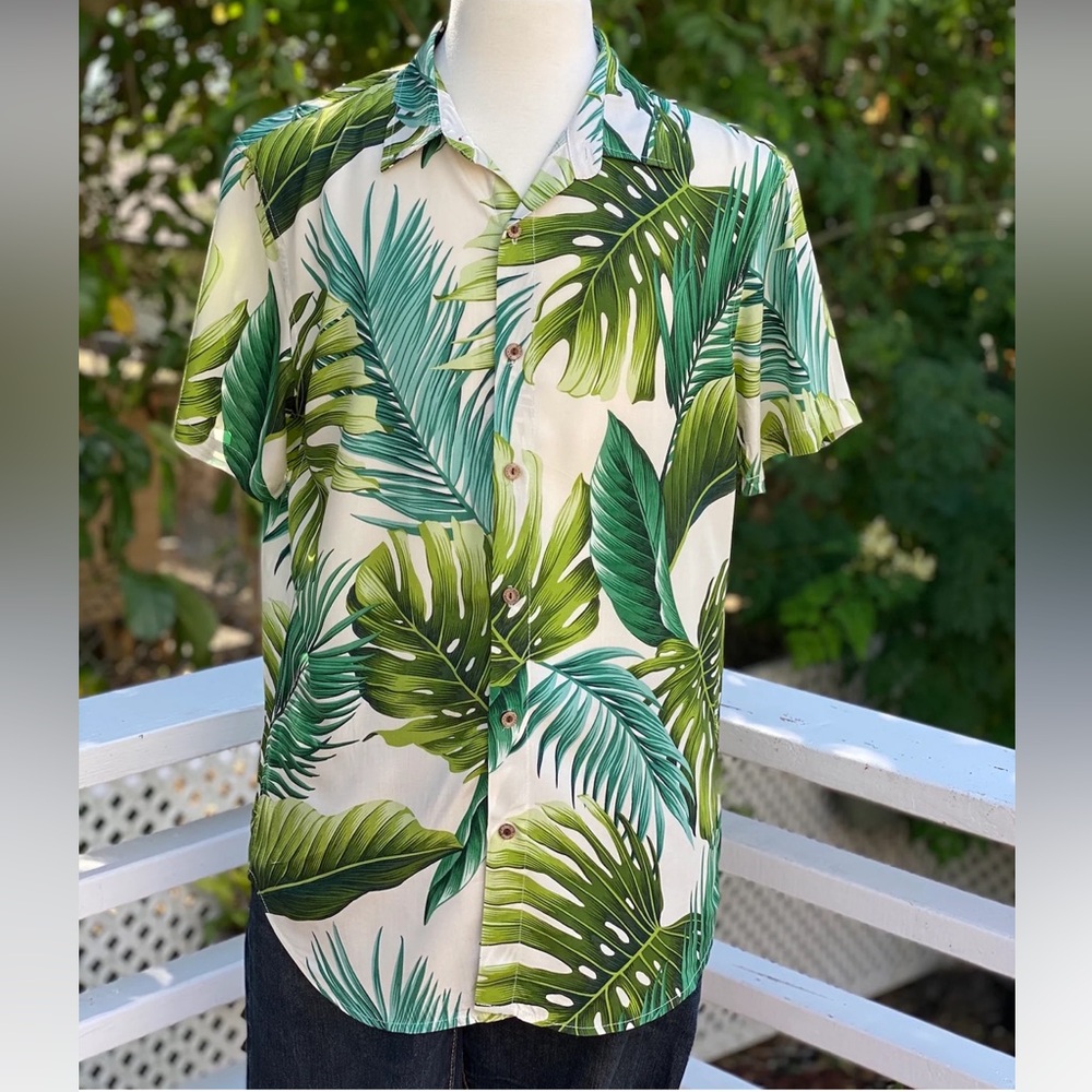 Cora Spearman Hawaii MENS Monstera 21 Ivory S/S "Kalani" Aloha Shirt
